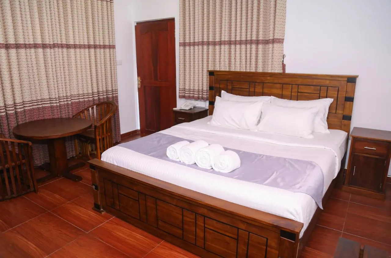 Hotel Sara Kandy