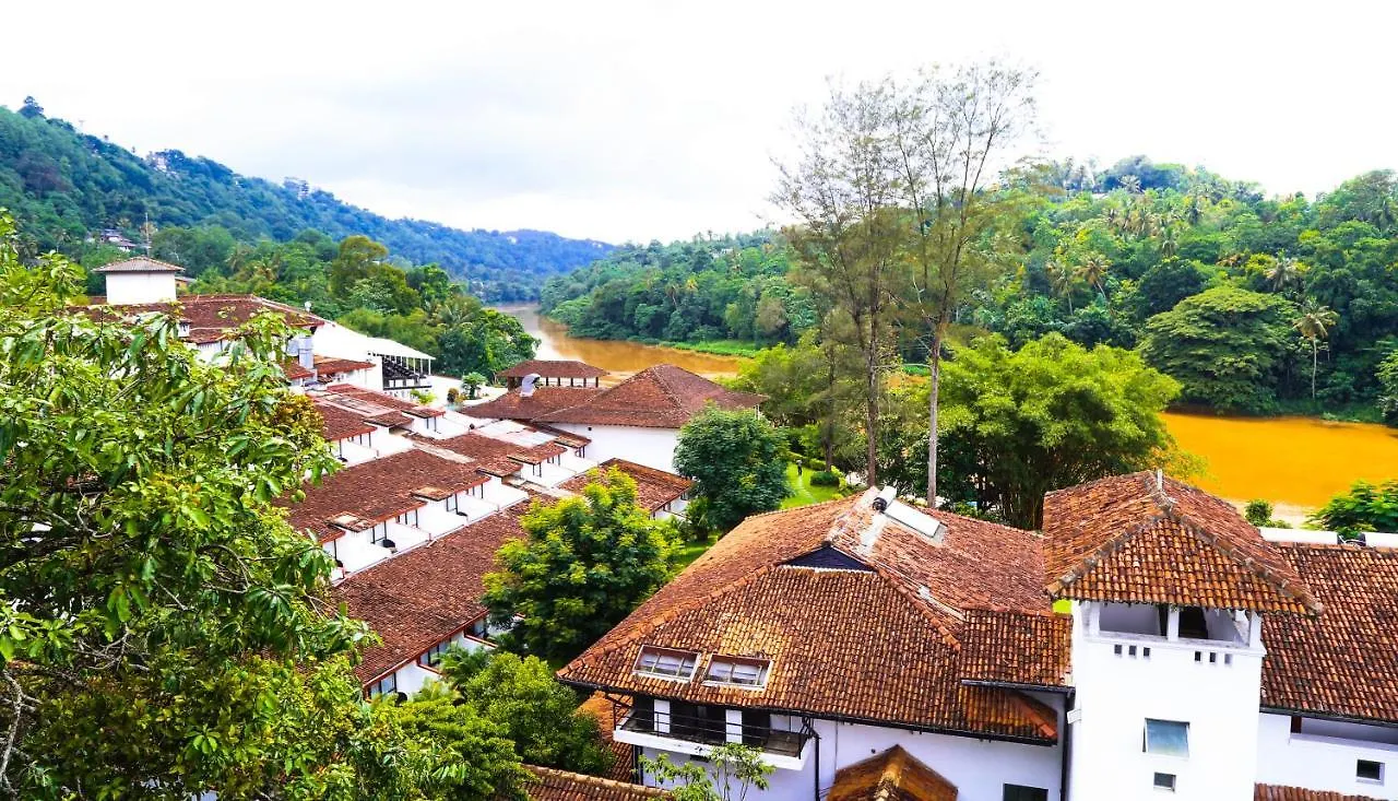 Hotel Sara Kandy