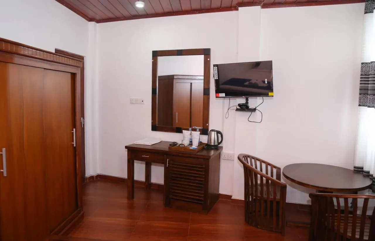 Hotel Sara Kandy 3*,  Sri Lanka